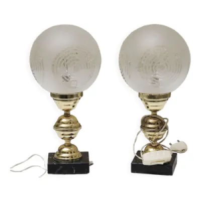 2 anciennes lampes à - art globe