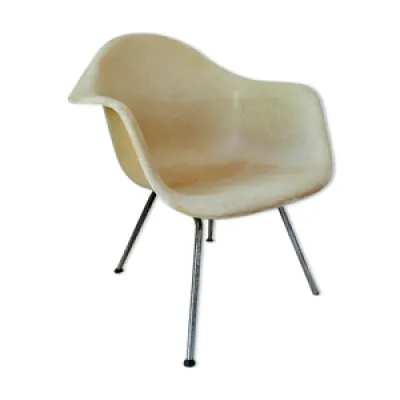 Fauteuil LAH de Charles - ray eames