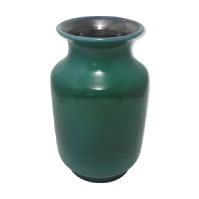 Vase vert nuancé accolay