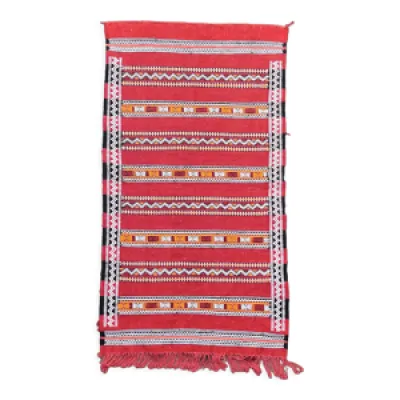 tapis kilim marocain - ethnique rouge