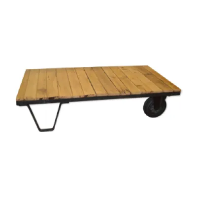 Palette industrielle - bois table fer