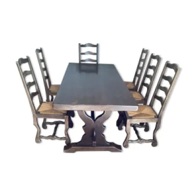 table monastère avec - chaises