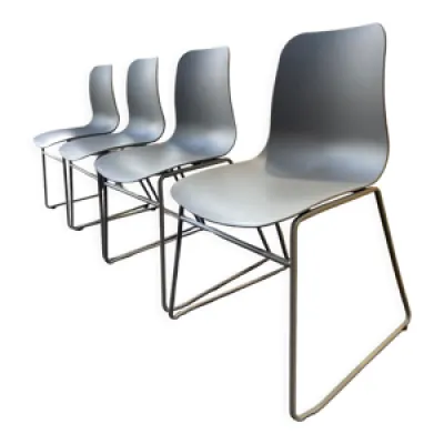 Lot de 4 chaises grise - polycarbonate