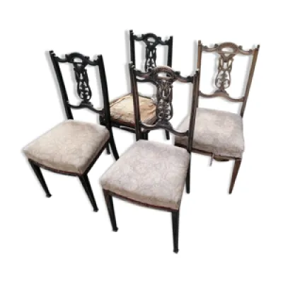 Lot 4 chaises chippendale