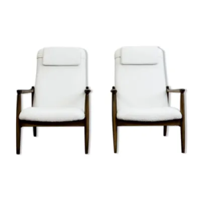 Paire de fauteuils blancs - edmund homa gfm