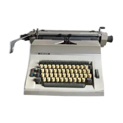 Machine à écrire Adler