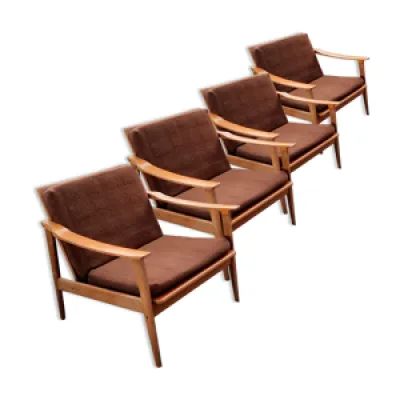 4 fauteuils scandinaves