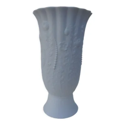 vase en porcelaineKaiser