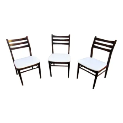3 chaises de style scandinave