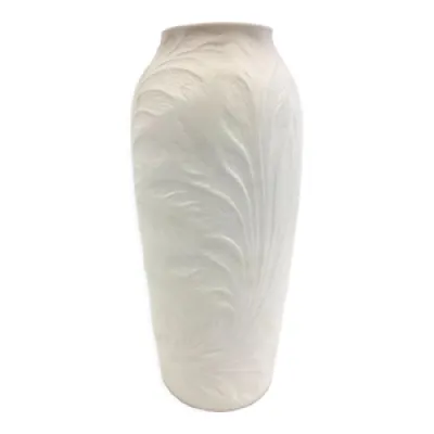 Vase en porcelaine - blanche