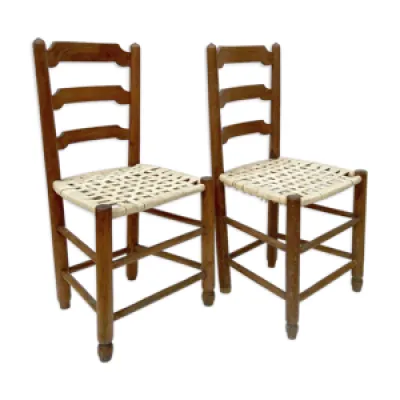 2 chaises rustiques en - bois