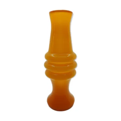 vase en verre orange - scandinave