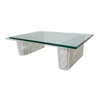 Table basse en marbre - verre