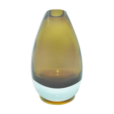 Vase en verre ambré - scandinave
