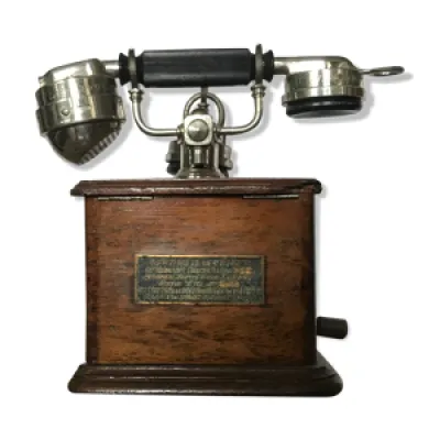 Téléphone modèle 1910 - marque