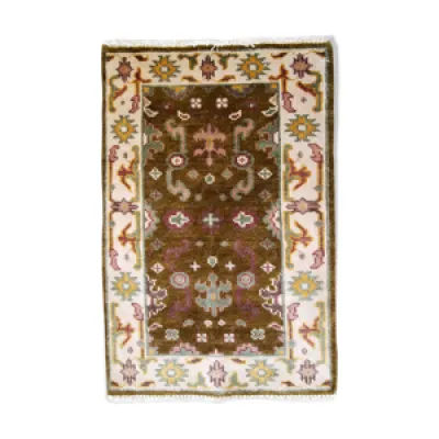tapis vintage indien - mahal