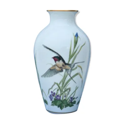 vase à décor d'oiseau - porcelaine