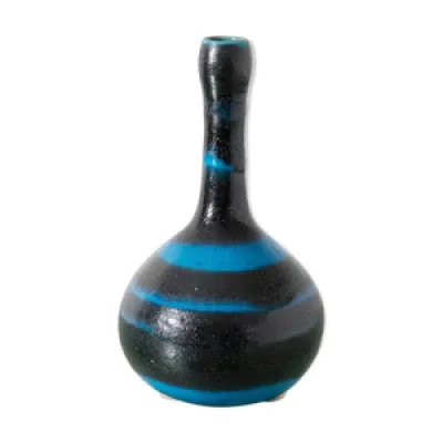 Vase en faïence bleue - noire
