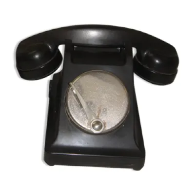 Telephone en bakélite, - 1940