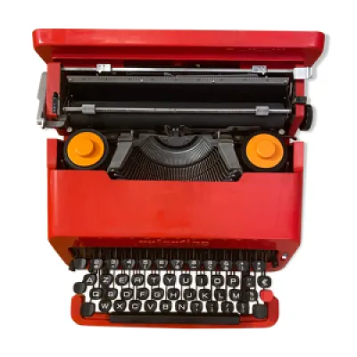 Machine à écrire Valentine - olivetti