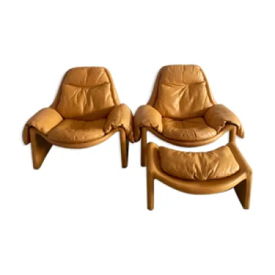 Set de 2 fauteuils P60 - ottoman 1960