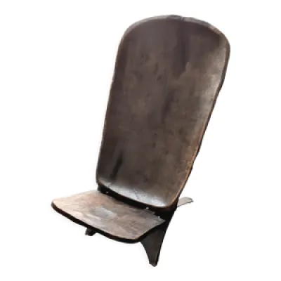 Chaise à palabres africaine