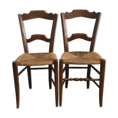 Lot de 2 chaises en bois - assise