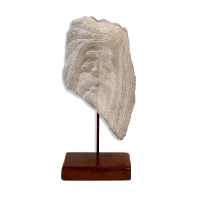 Sculpture de tête en - pierre