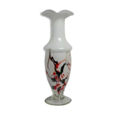 Vase corolle en opaline - blanche motifs