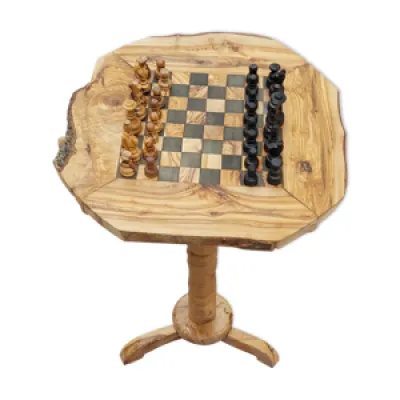 Table d'échecs en bois - rustique