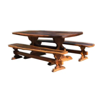 Table en bois de rose - bancs