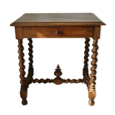 Table d'appoint, console - noyer louis xiii