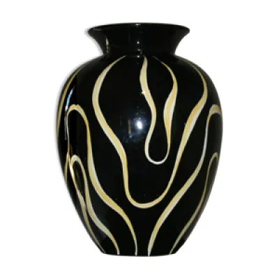 Vase en céramique noire - flammes