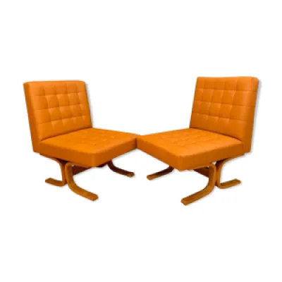 Paire de fauteuils par - drevopodnik 1960