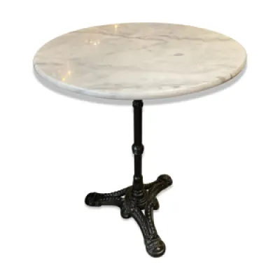 Table de bistrot en marbre - blanc