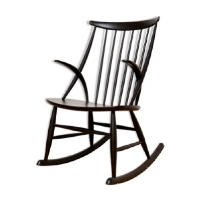Rocking-chair IW3 par - illum eilersen