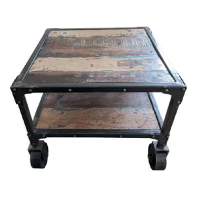 Table basse / d'appoint, - style bois