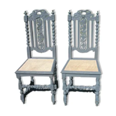 paire de 2 chaises sculptées