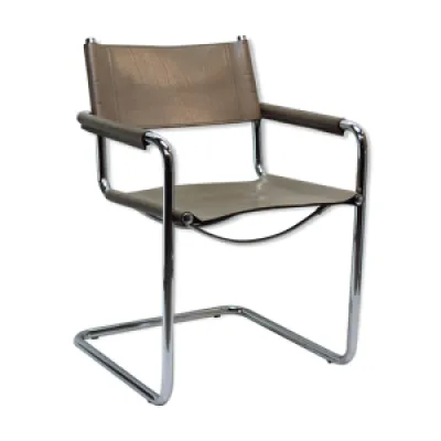 fauteuil par Matteo Grassi - cuir gris