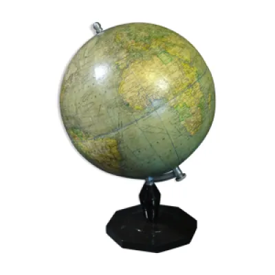 Globe terrestre début - thomas