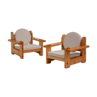 Paire de fauteuils en - pin 1970