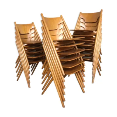 Série de 33 chaises - design scandinave