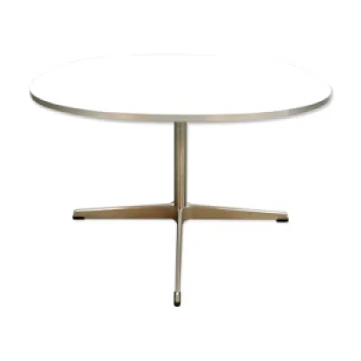 Table basse design Superellipse - bruno mathsson