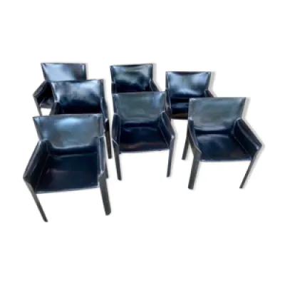 7 fauteuils de Couro