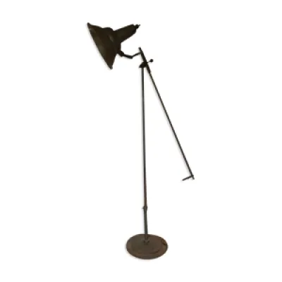 Lampadaire industriel - pied parasol