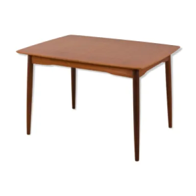 Table rectangulaire danoise