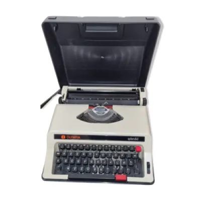 Machine à écrire olympia - 1970
