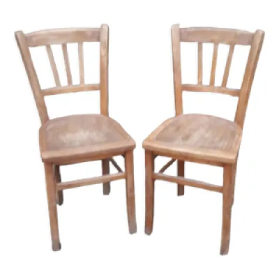 paire de chaises en bois