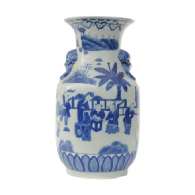 Vase en porcelaine de - chine