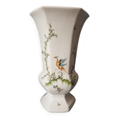 Vase octogonal signé - moustier
